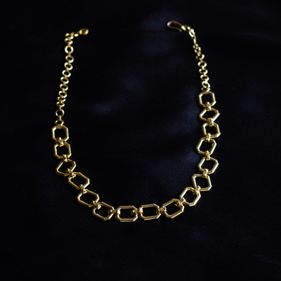 Gold plated contemporary necklace