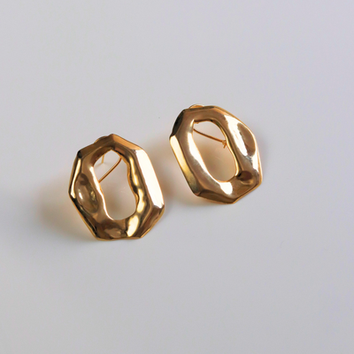 Gold plated contemporary earring