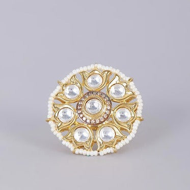Ring crafted with polki and kundan embellishments